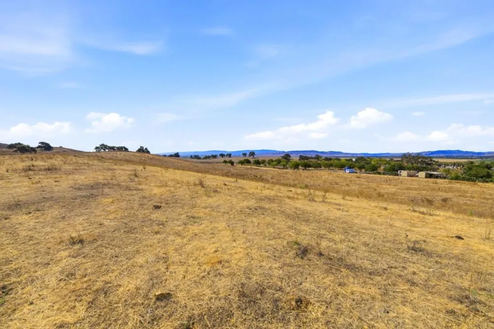 4000 Prunedale Avenue Gilroy, CA 95020