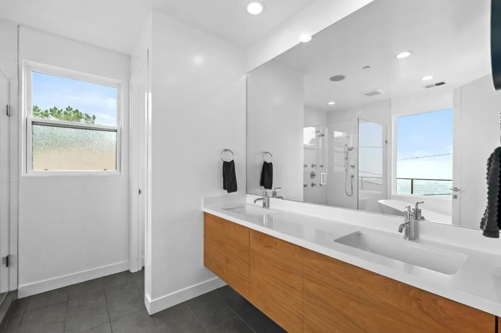 1002 Crestview Drive Millbrae, CA 94030