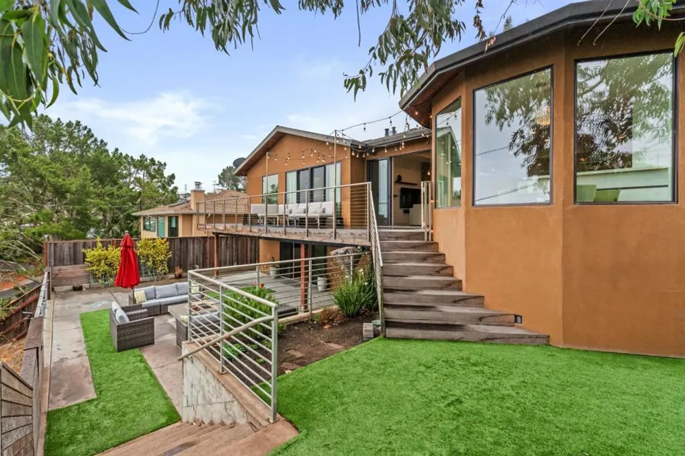 1002 Crestview Drive Millbrae, CA 94030
