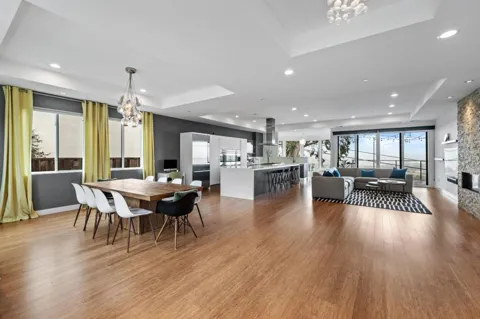 1002 Crestview Drive
