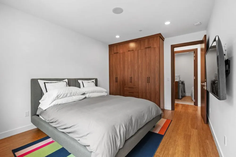 1002 Crestview Drive Millbrae, CA 94030