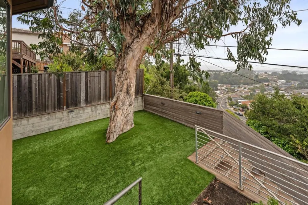 1002 Crestview Drive Millbrae, CA 94030