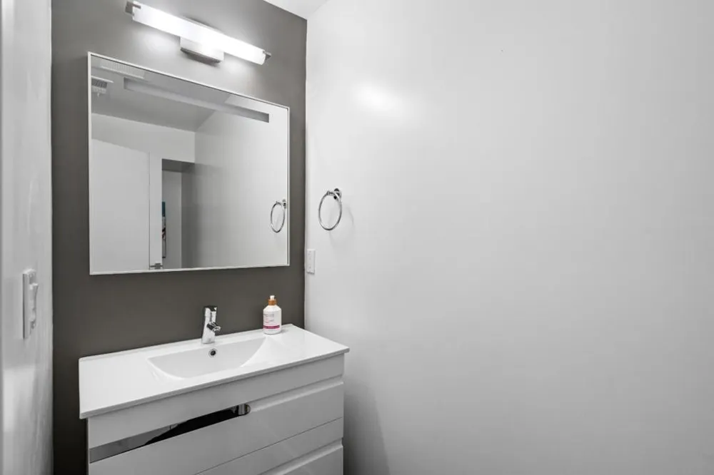 1002 Crestview Drive Millbrae, CA 94030