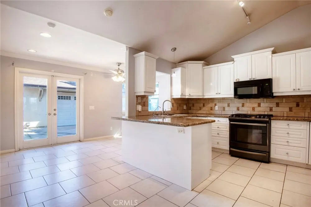 819 Plaza Serena Ontario, CA 91764