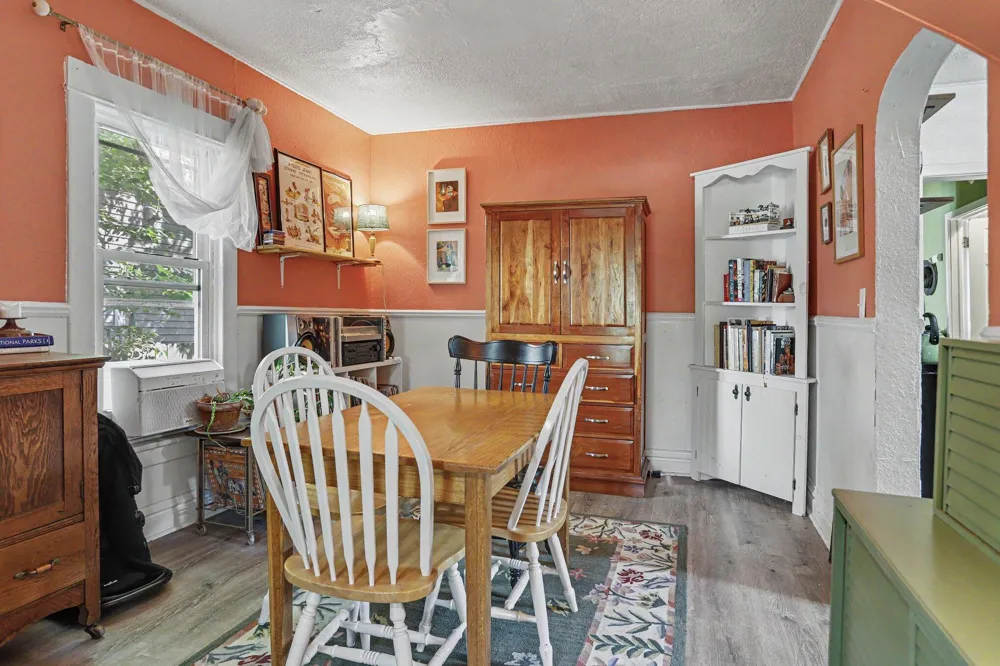 1612 Olive Street Kalamazoo, MI 49001