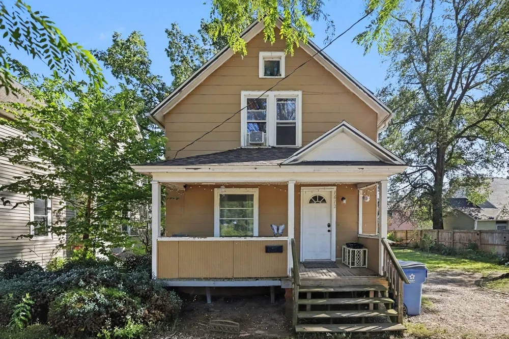 1612 Olive Street Kalamazoo, MI 49001