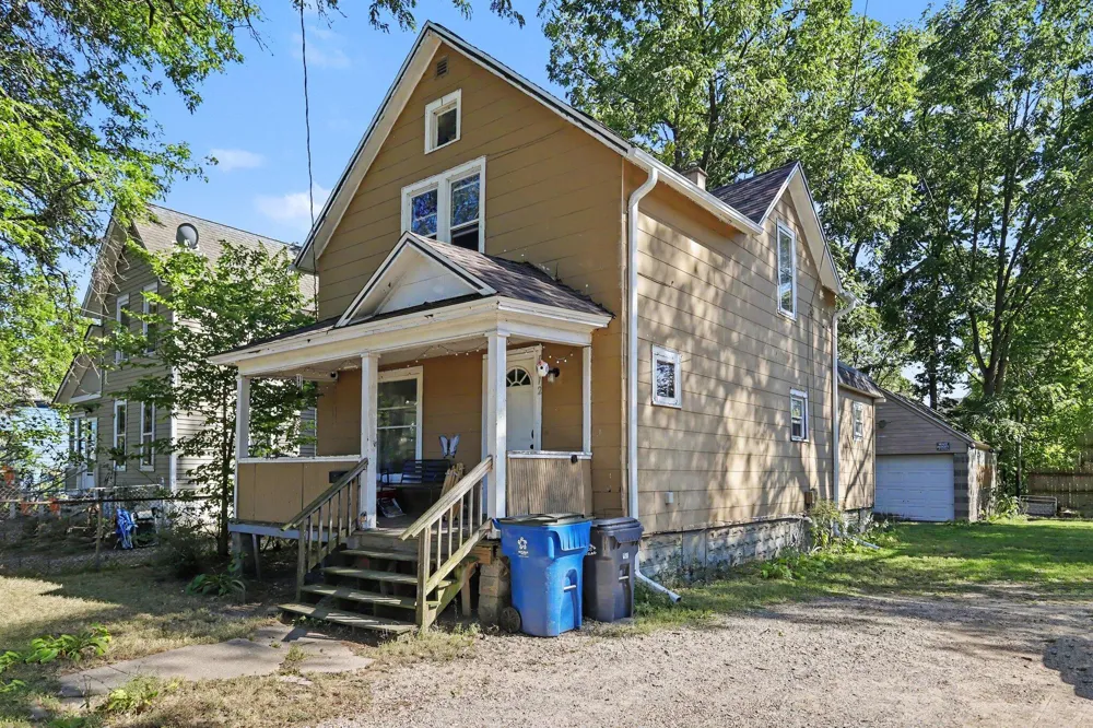 1612 Olive Street Kalamazoo, MI 49001