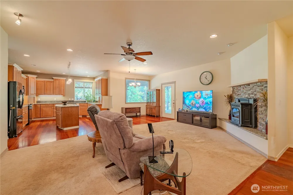 6012 NE Salmon Creek Street Vancouver, WA 98686