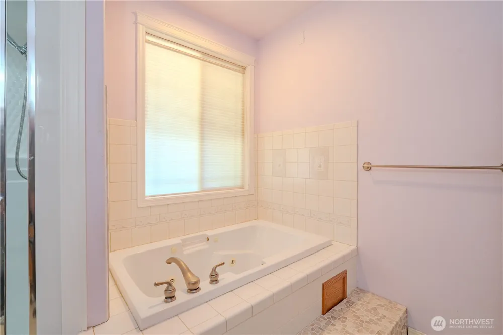 6012 NE Salmon Creek Street Vancouver, WA 98686
