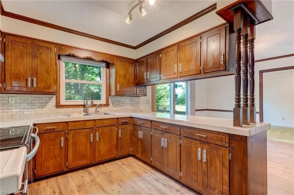 7281 US Highway 158 Reidsville, NC 27320