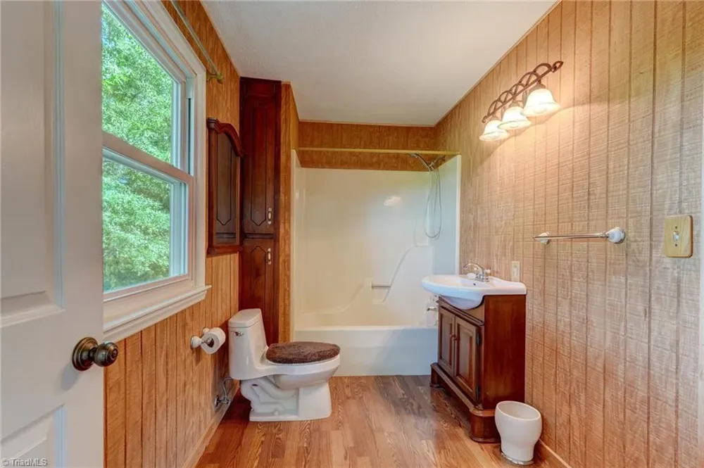 7281 US Highway 158 Reidsville, NC 27320