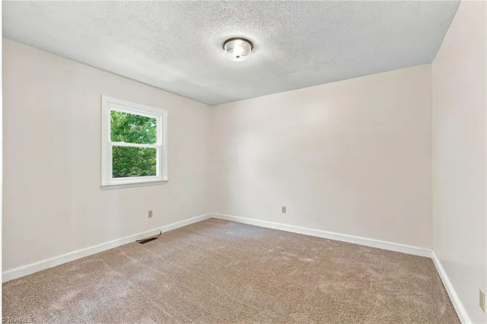 7281 US Highway 158 Reidsville, NC 27320