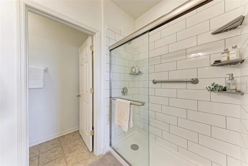 1510 GRANTHAM DRIVE Sarasota, FL 34234
