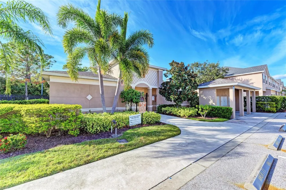 1510 GRANTHAM DRIVE Sarasota, FL 34234