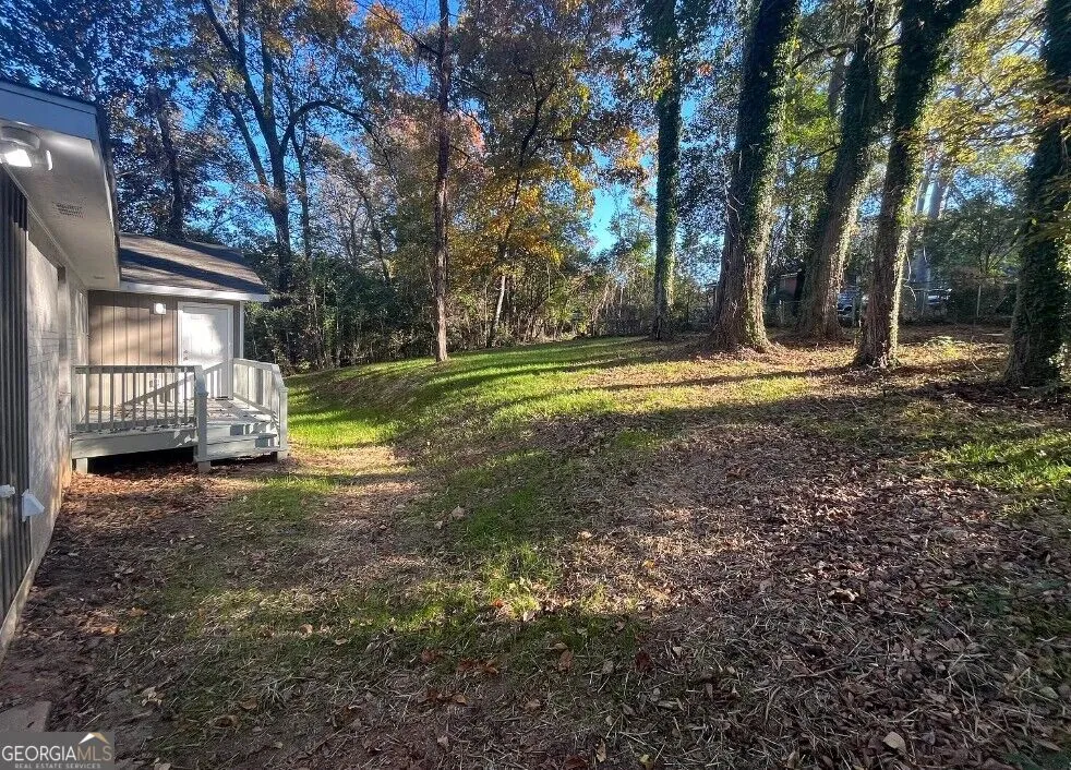 1957 Knightsbridge RD Macon, GA 31211