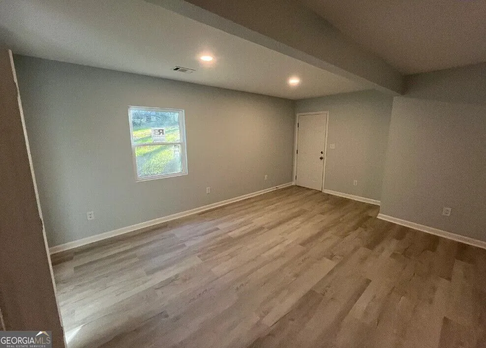 1957 Knightsbridge RD Macon, GA 31211