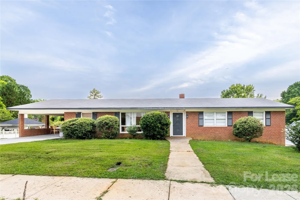 34 Willow Street Badin, NC 28009