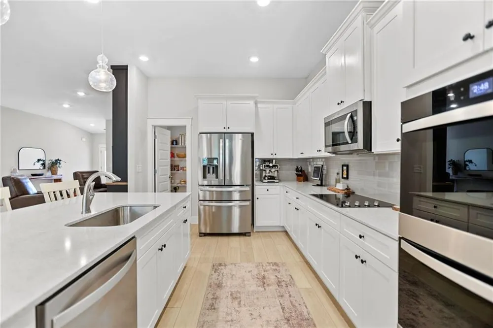 96 Whites Pond Road Moreland, GA 30259