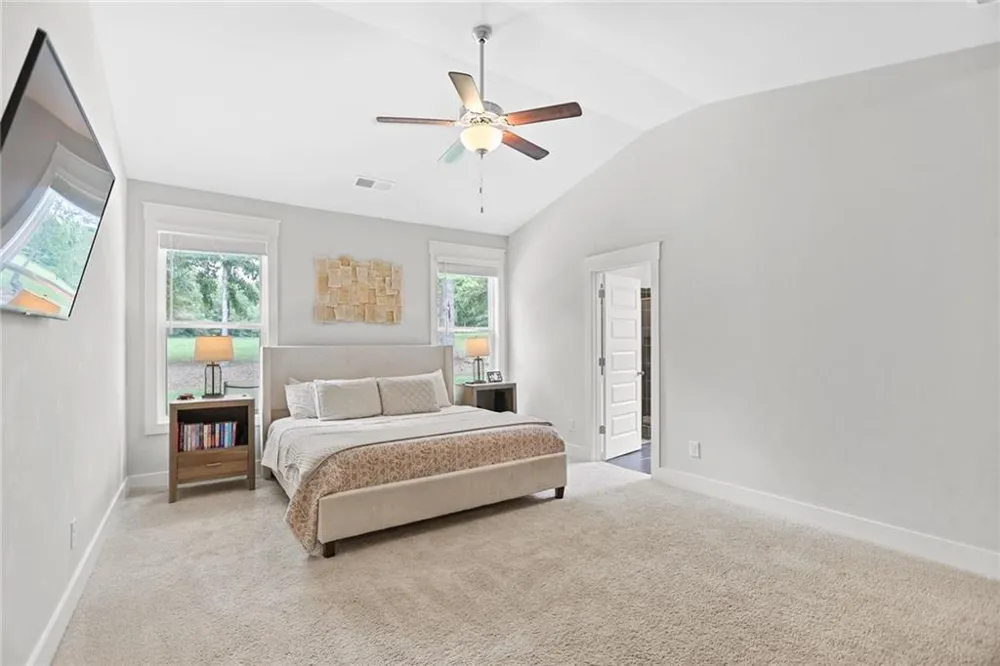 96 Whites Pond Road Moreland, GA 30259