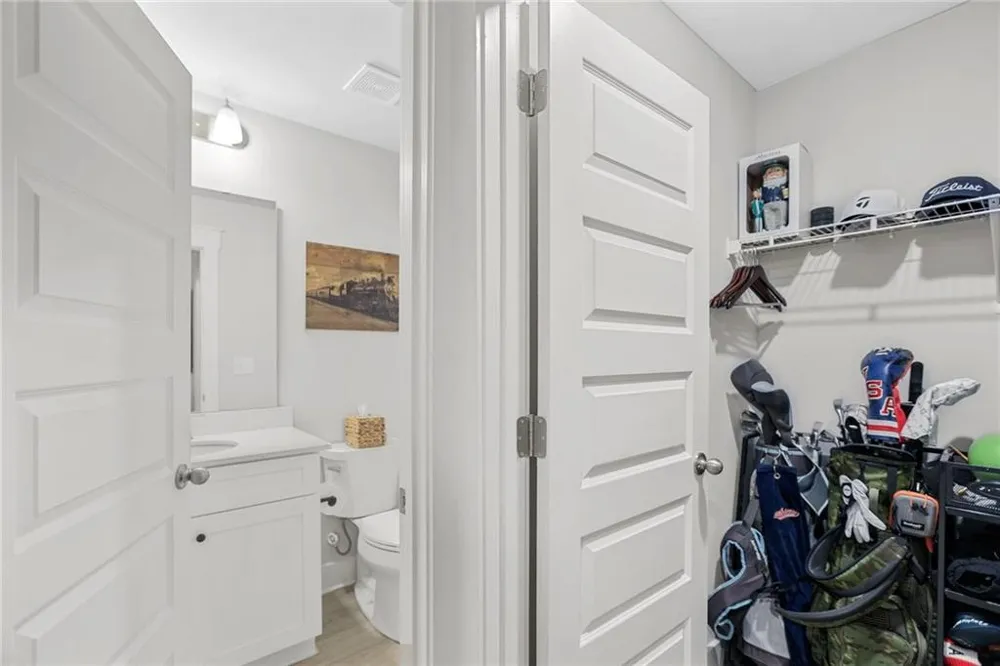 96 Whites Pond Road Moreland, GA 30259