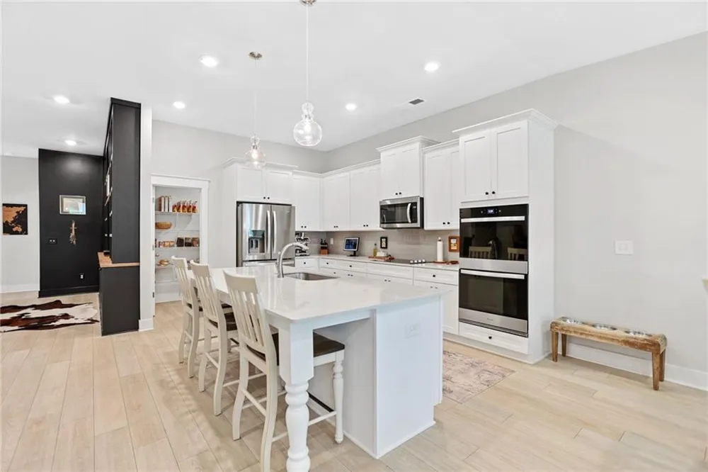 96 Whites Pond Road Moreland, GA 30259