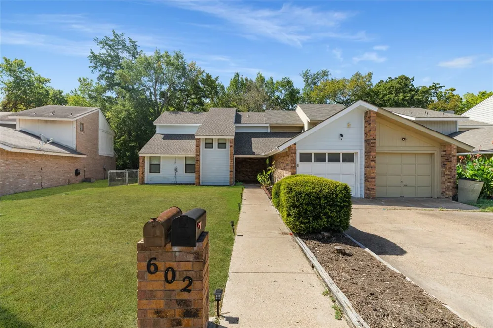602 Cache Cove #A Bryan, TX 77802