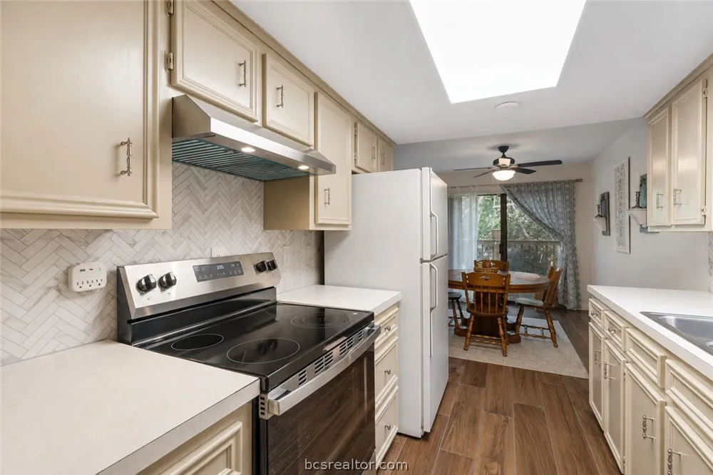 602 Cache Cove #A Bryan, TX 77802
