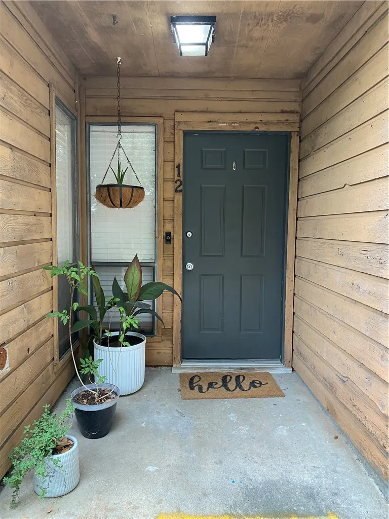 4345 Carter Creek Parkway #12 Bryan, TX 77802