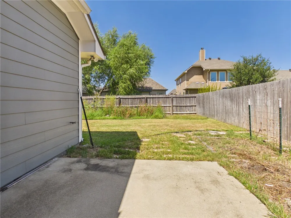 2018 Jester Trail Bryan, TX 77807