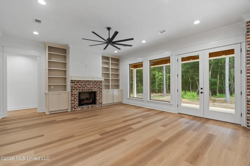 6 Shadow Ridge Drive Laurel, MS 39443