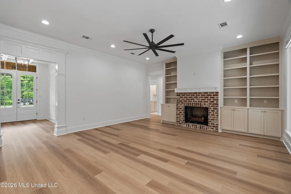 6 Shadow Ridge Drive Laurel, MS 39443