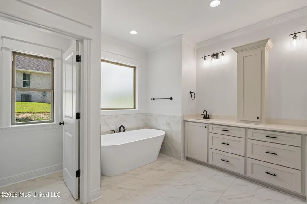 6 Shadow Ridge Drive Laurel, MS 39443