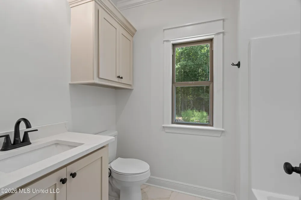 6 Shadow Ridge Drive Laurel, MS 39443