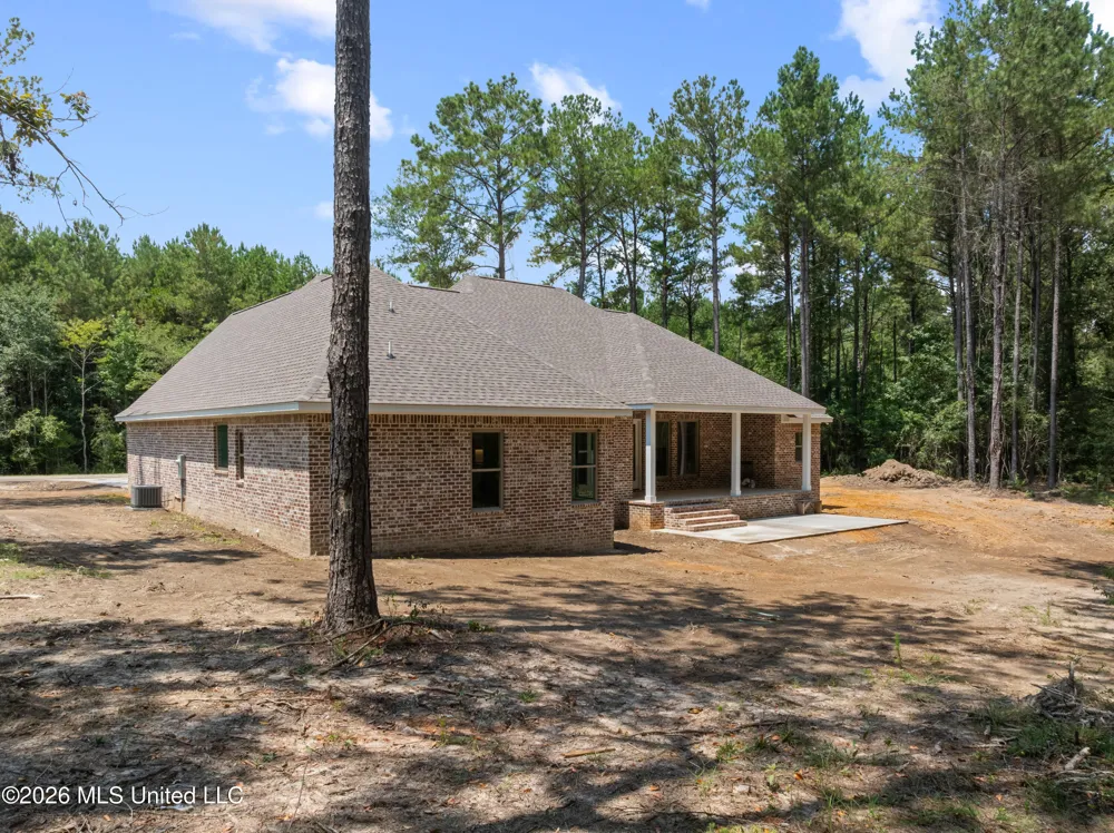 6 Shadow Ridge Drive Laurel, MS 39443