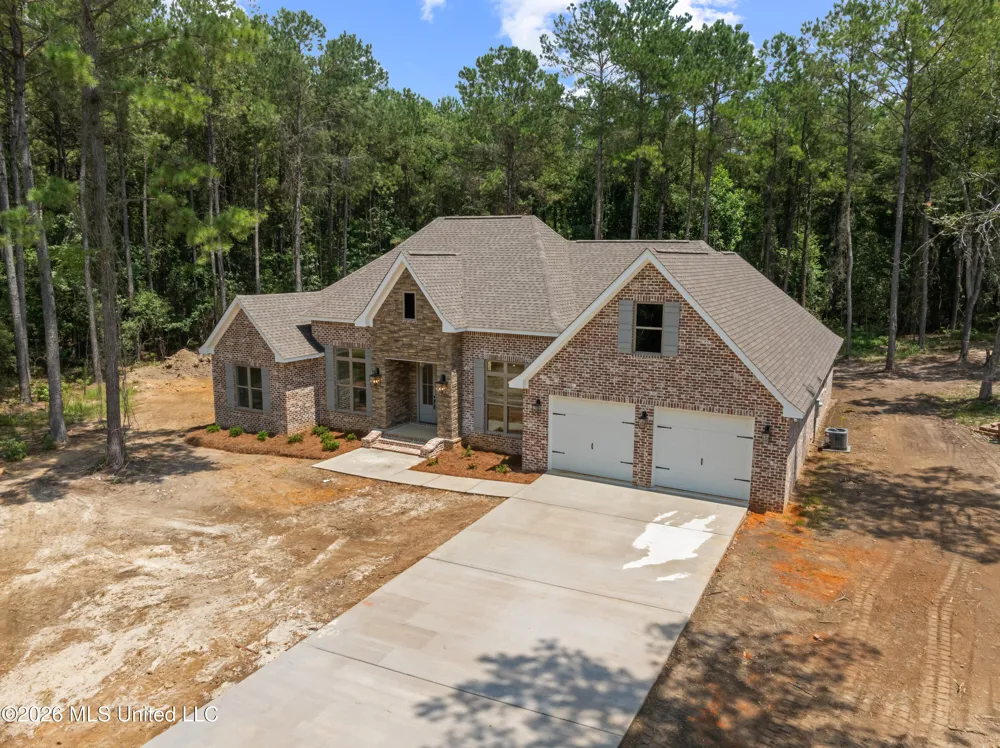 6 Shadow Ridge Drive Laurel, MS 39443