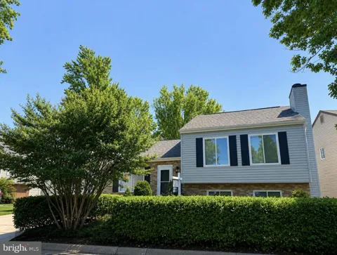 12 GLAZEBROOK COURT