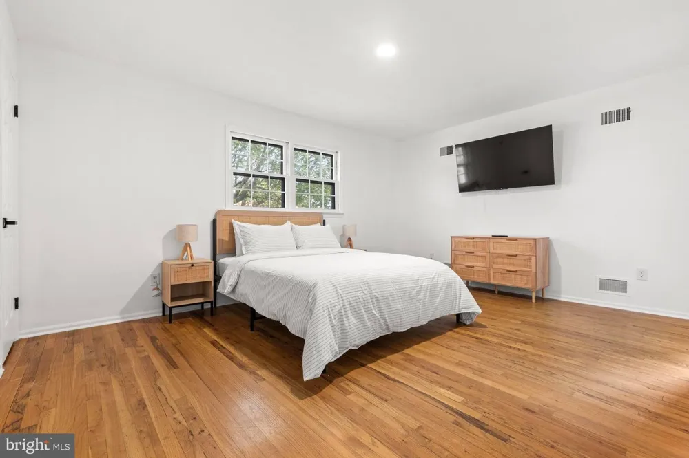 282 CLERMONT TERRACE Union, NJ 07083