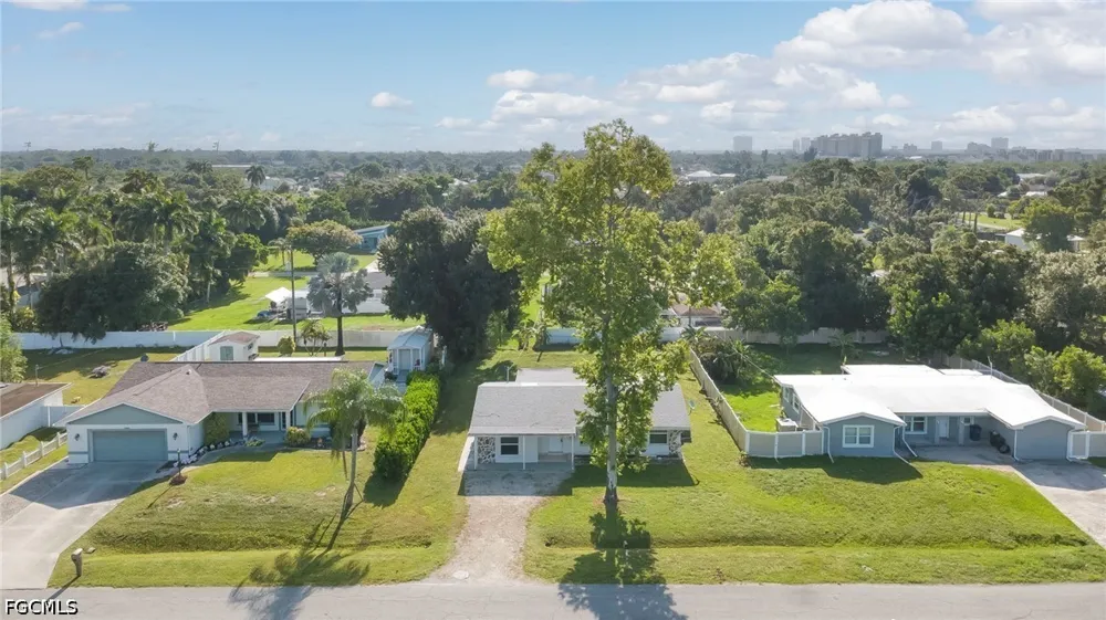 Travis Avenue North Fort Myers, FL 33903