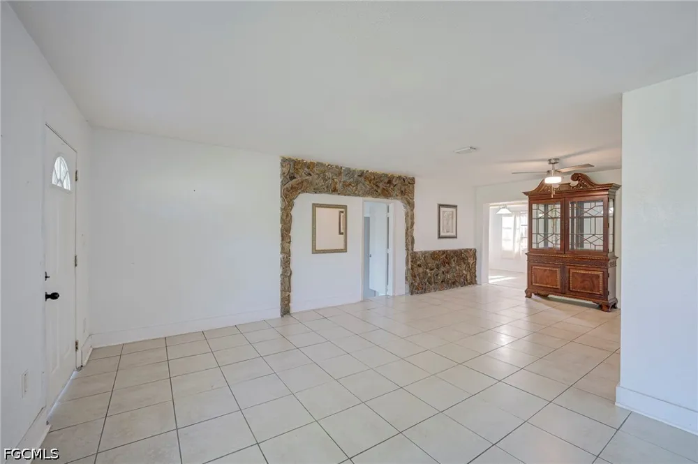Travis Avenue North Fort Myers, FL 33903