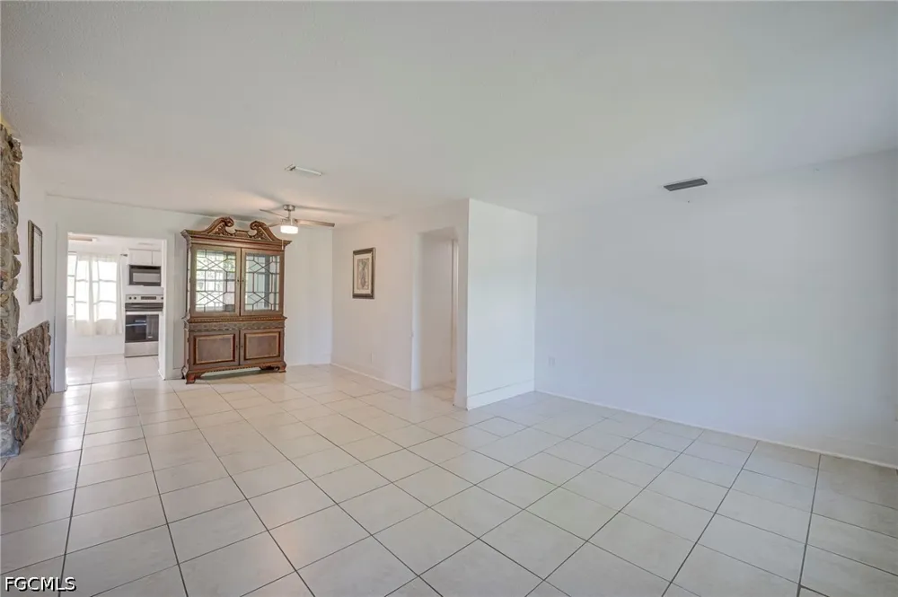 Travis Avenue North Fort Myers, FL 33903