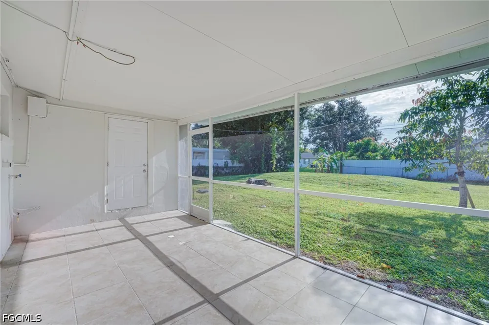 Travis Avenue North Fort Myers, FL 33903