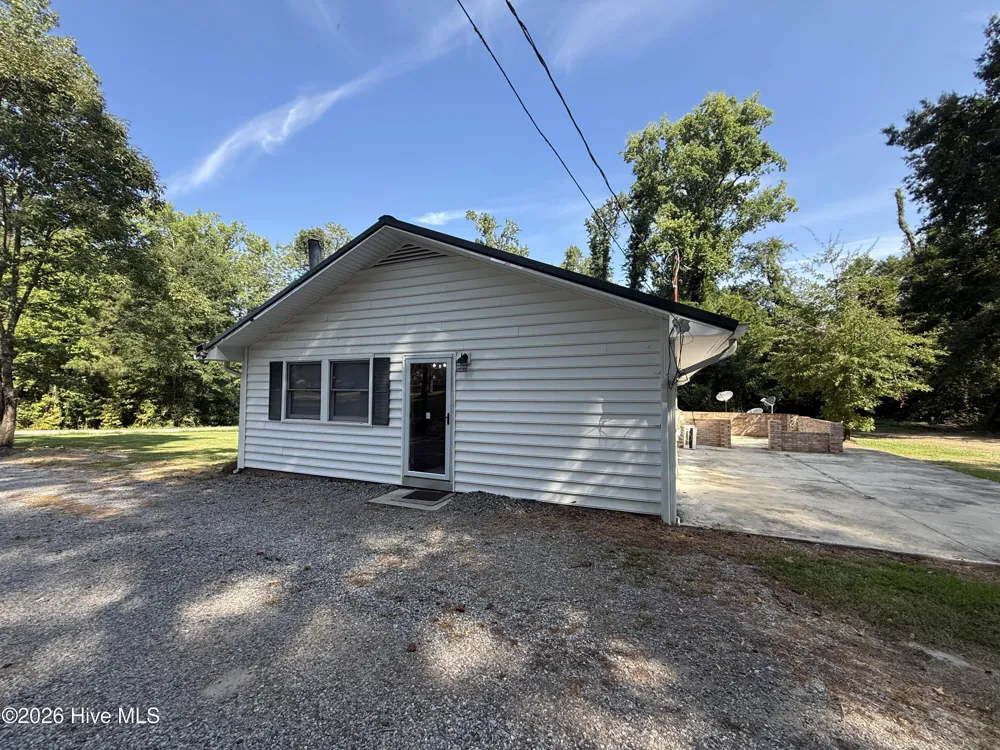 818 Ridge Avenue Thomson, GA 30824