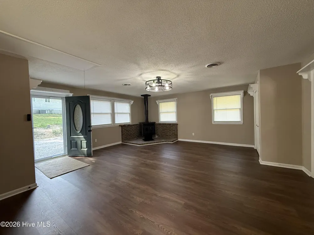 818 Ridge Avenue Thomson, GA 30824