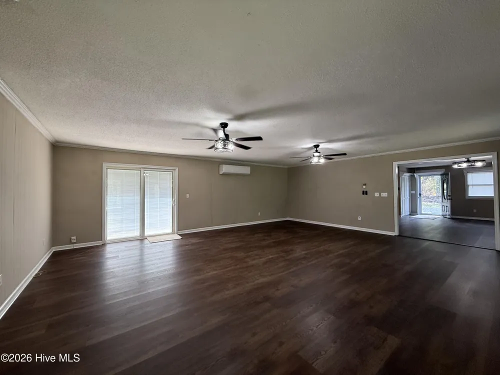 818 Ridge Avenue Thomson, GA 30824