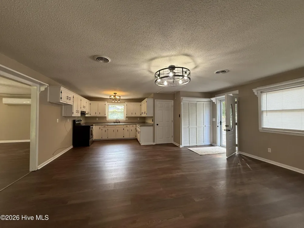 818 Ridge Avenue Thomson, GA 30824