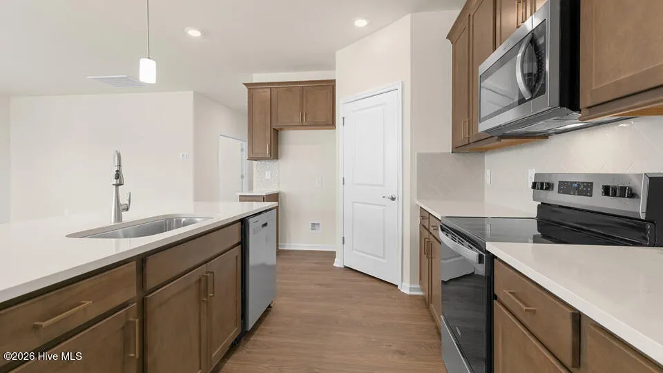 421 Thistle Meadow Lane Aberdeen, NC 28315