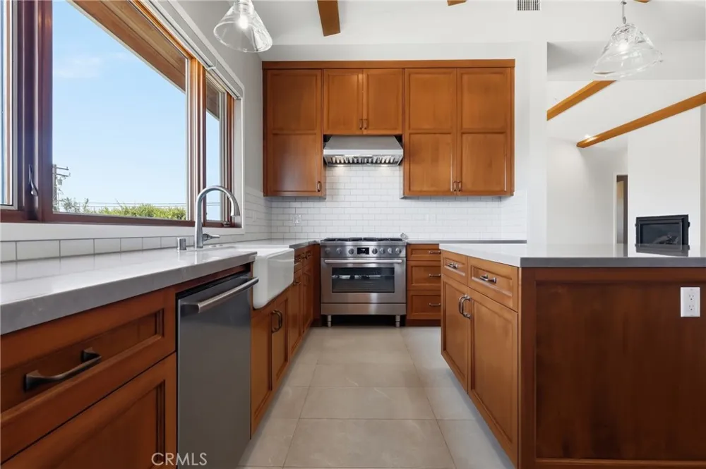 5660 Busch Drive Malibu, CA 90265