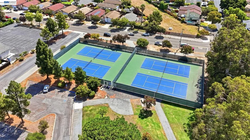 38109 Iris Court Newark, CA 94560