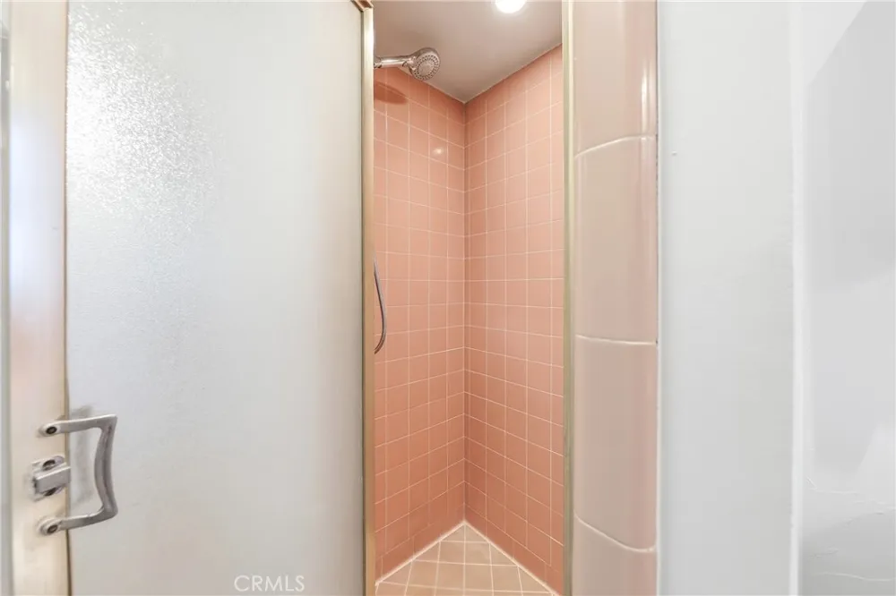2104 E Ocean Newport Beach, CA 92661