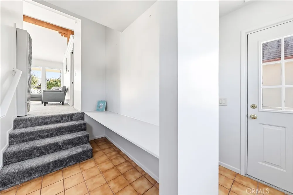 2104 E Ocean Newport Beach, CA 92661